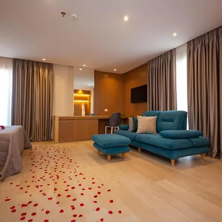 Hotel Merar Golem (Tirana)