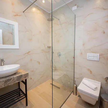 Merar Hotel 4*