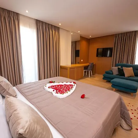 Merar 4* Golem (Tirana)