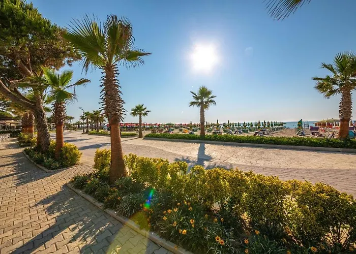 Merar 4* Golem (Tirana)